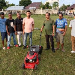 Dukung Komunitas Olahraga Doom, Bantu Mesin Babat Rumput