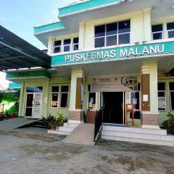 Bernhard Rondonuwu Pantau Langsung Gerakan Kota Sorong Bersih-Bersih