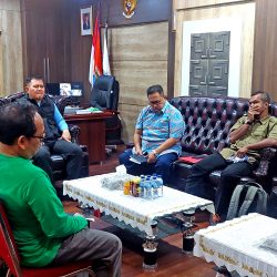 Diskusi Bersama BP3OKP: Pj. Wali Kota Sorong Kota Bernhard Bahas Peningkatan Kesejahteraan Kota Sorong