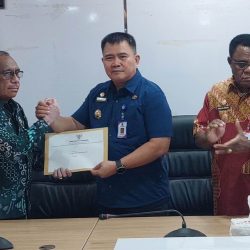 Hanok Talla Jabat Plt. Kadis DPMPTSP Kota Sorong