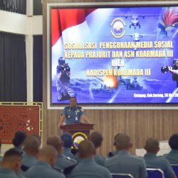 Kadispen Koarmada III Tekankan Bijak Bermedsos, Prajurit Diminta Jaga Citra TNI AL