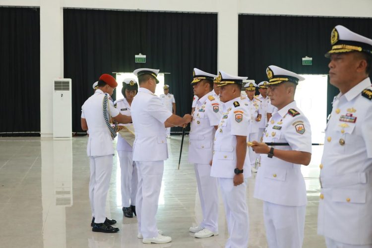 Estafet Kepemimpinan di Koarmada III: Sertijab Danguspurla, Dankolat, dan Pengukuhan Kadissenlek