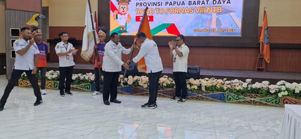 Pemprov PBD  Lepas Kontingen Menuju FORNAS VIII NTB