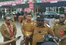 Gubernur dan Pimpinan OPD Papua Barat Daya Borong Stand Pameran UMKM OAP