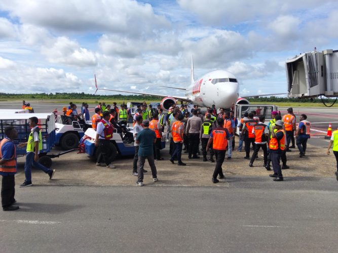 Karyawan Dua Perusahaan Groundhandling Kisruh Pada Sisi Pesawat Lion Air, Aktivitas Bandara DEO Sempat Lumpuh