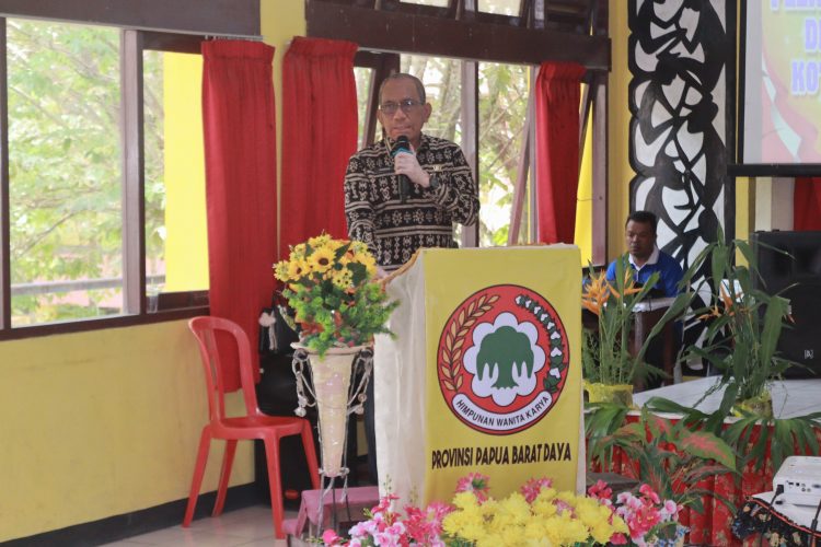 Asisten III Ajak HWK Kota Sorong Jadi Mitra Strategis Pemberdayaan Perempuan