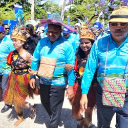 Wagub PBD Resmi Buka Festival Pesona dan Gemarikan Raja Ampat 2025