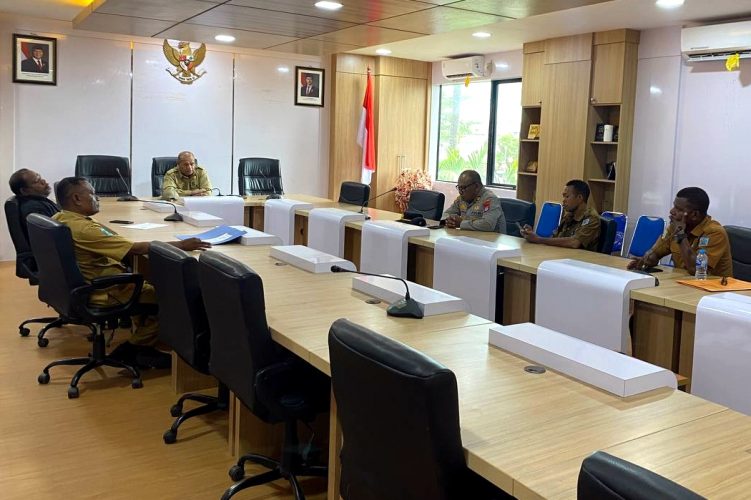 Jeremias Gembenop Pimpin Rakornis Pemanfaatan Gedung KNPI Kota Sorong
