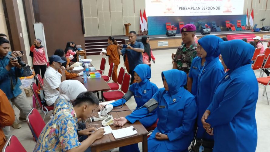 PMI Sebut Kebutuhan Darah di Sorong Masih Tinggi, DWP Kota Sorong Gelar Donor Targetkan 150 Pendonor