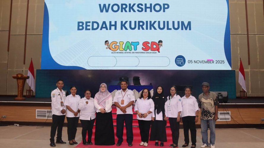 Disdik Kota Sorong Tekankan Guru SD Segera Adaptasi dengan Kurikulum 2025