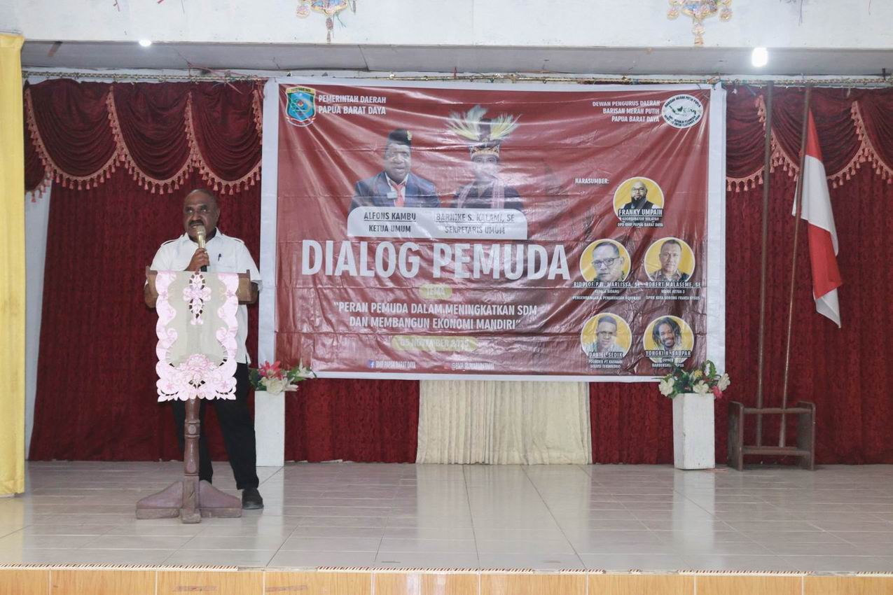 Staf Ahli Wali Kota Sorong Bidang Kemasyarakatan dan Sumber Daya Manusia, Demianus Nakoh