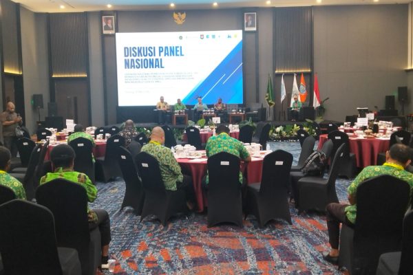 Deklarasi Bersama Gerakan Pemberantasan TB Disepakati 7 Poin Komitmen Deklarasi Bersama Gerakan Pemberantasan TB Disepakati 7 Poin Komitmen