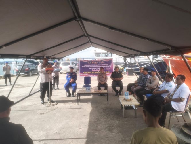 Ditpolairud PBD Bagi Sembako dan Pelayanan Kesehatan Bagi Nelayan dan Masyarakat Pesisir