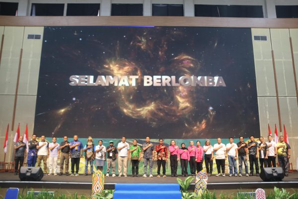 Kapolda PBD Buka Lomba Yospan Dalam Rangka Hari Bhayangkara Ke-80 Kapolda PBD Buka Lomba Yospan Dalam Rangka Hari Bhayangkara Ke-80