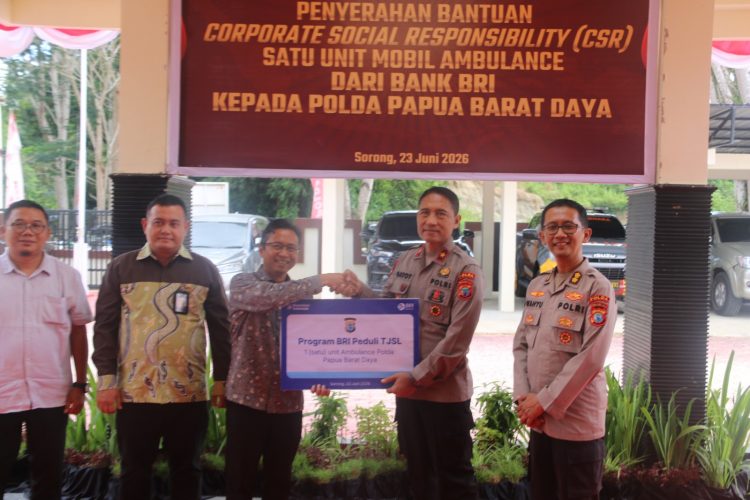 BRI Serahkan Bantuan CSR 1 Unit Mobil Ambulans Bagi Polda Papua Barat Daya