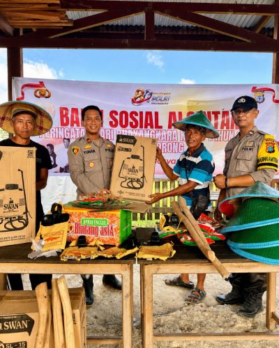 Polsek Klamono Serahkan Bantuan Alsintan Kepada Kelompok Tani Makmur