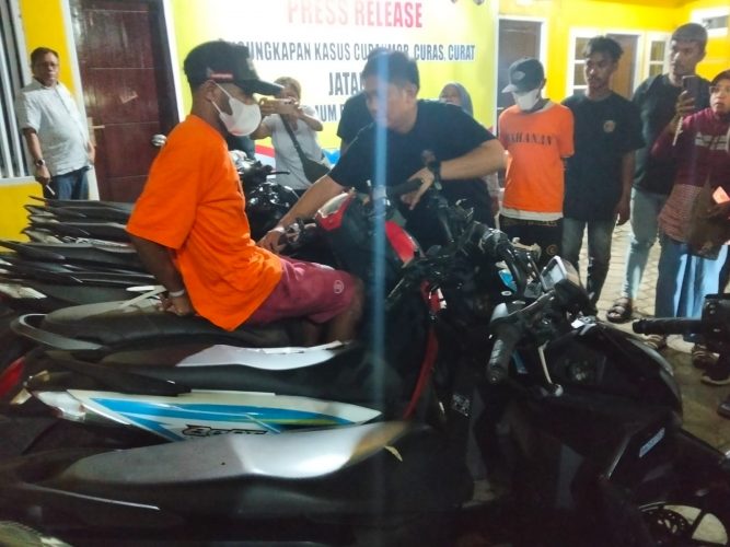 Dua Remaja Diringkus Opsnal Jatanras, 15 Motor Hasil Curian Diungkap Ditreskrimum Polda PBD