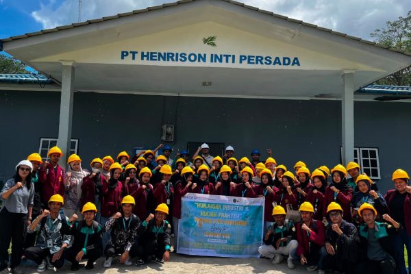 Memperkuat Wawasan Manajemen, Mahasiswa Manajemen Angkatan 24 UNIMUDA Sorong Melakukan Kunjungan Industri Pada PT. Henrison Inti Persada Memperkuat Wawasan Manajemen, Mahasiswa Manajemen Angkatan 24 UNIMUDA Sorong Melakukan Kunjungan Industri Pada PT. Henrison Inti Persada
