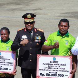 Kapolda PBD Hadiri Upacara HUT ke-81 Kemerdekaan RI di Pantai Reklamasi Sorong