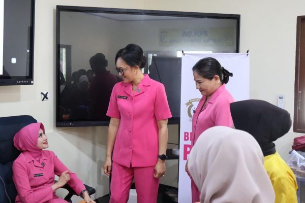 HUT Polwan Ke 78 Polda PBD Gelar Kegiatan Donor Darah HUT Polwan Ke 78 Polda PBD Gelar Kegiatan Donor Darah
