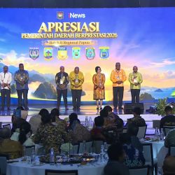 Pemda Berprestasi Regional Papua Terima Apresiasi Kinerja Pembangunan