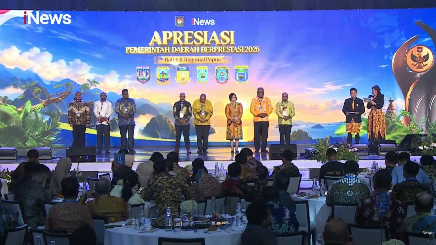 Pemda Berprestasi Regional Papua Terima Apresiasi Kinerja Pembangunan