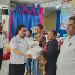20 Orang Mama Papua Dilatih Merajut Noken Tingkatkan Ekonomi Keluarga