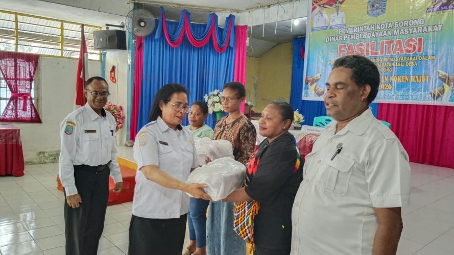 20 Orang Mama Papua Dilatih Merajut Noken Tingkatkan Ekonomi Keluarga
