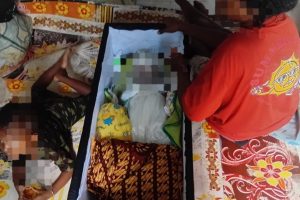Polisi Tangkap Pelaku Penganiayaan Bayi Hingga Meninggal Dunia Polisi Tangkap Pelaku Penganiayaan Bayi Hingga Meninggal Dunia
