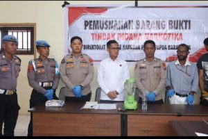 Ditresnarkoba Polda PBD Musnahkan Barang Bukti 22,86 Gram Sabu Ditresnarkoba Polda PBD Musnahkan Barang Bukti 22,86 Gram Sabu