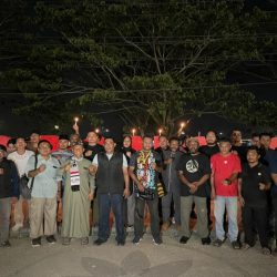 Peringati Hilangnya 5 Wartawan dan Misteri Kematian Yanto Idorway Jurnalis PBD Nyalakan 1000 Lilin