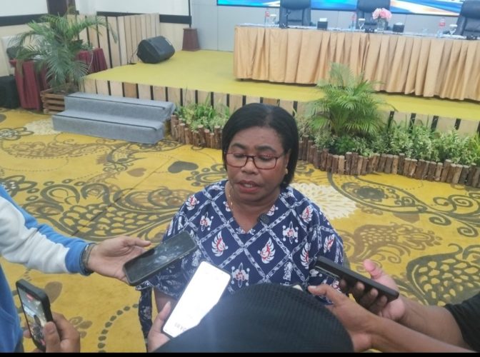 Ketua TP PKK Pusat dan Ketua Dekranasda Pusat Kunjungi Registrasi Pos Yandu Dengan Penerapan Enam SPM