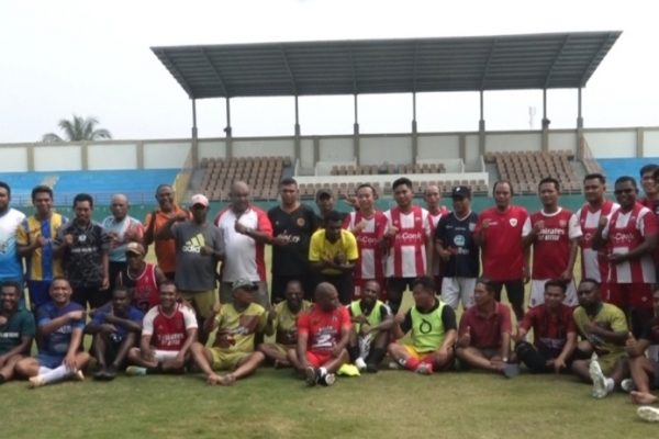 All Star Persis Sorong Pererat Silaturahmi dan Perkuat Persatuan Lewat Sepakbola All Star Persis Sorong Pererat Silaturahmi dan Perkuat Persatuan Lewat Sepakbola