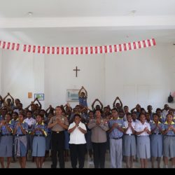 Ditbinmas Bersama Bidhumas Polda PBD Sosialisasi Bahaya Judi dan Penipuan Online Bagi Pelajar SMA YPK Bethel
