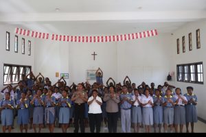 Ditbinmas Bersama Bidhumas Polda PBD Sosialisasi Bahaya Judi dan Penipuan Online Bagi Pelajar SMA YPK Bethel Ditbinmas Bersama Bidhumas Polda PBD Sosialisasi Bahaya Judi dan Penipuan Online Bagi Pelajar SMA YPK Bethel