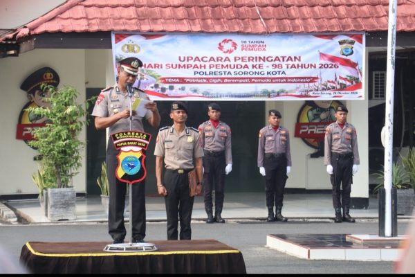 Tanamkan Semangat Patriotisme Polresta Gelar Upacara Sumpah Pemuda Ke-98 Tanamkan Semangat Patriotisme Polresta Gelar Upacara Sumpah Pemuda Ke-98
