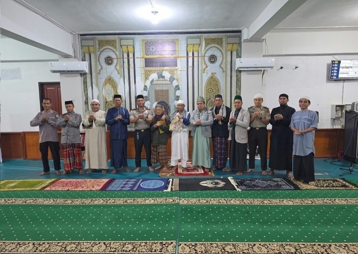 Polisi Bersama Masyarakat Sabtu Keliling, Ruang Dialog Polsek Sorong Kota Dengan Jemaah Masjid